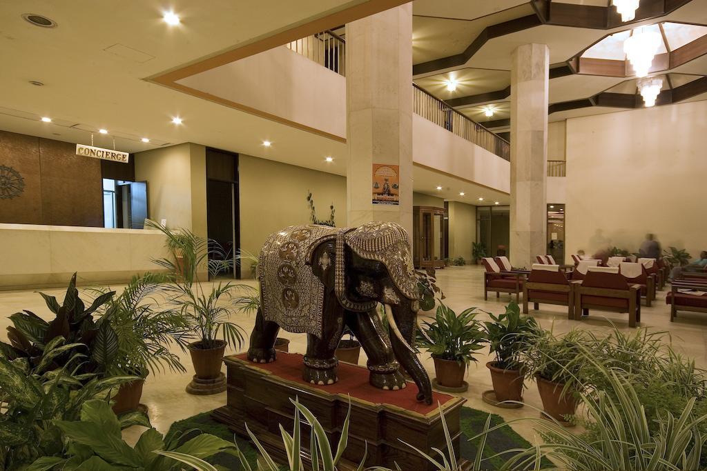 Hotel Paradise - Mysore Dasaprakash Group Ngoại thất bức ảnh