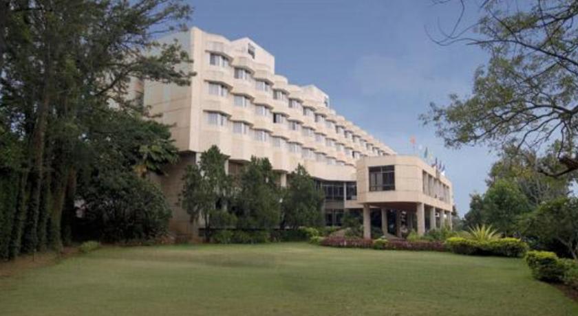 Hotel Paradise - Mysore Dasaprakash Group Ngoại thất bức ảnh