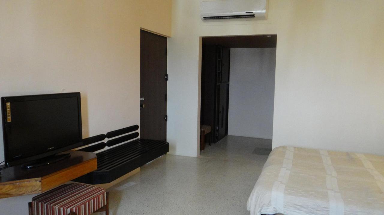 Hotel Paradise - Mysore Dasaprakash Group Ngoại thất bức ảnh